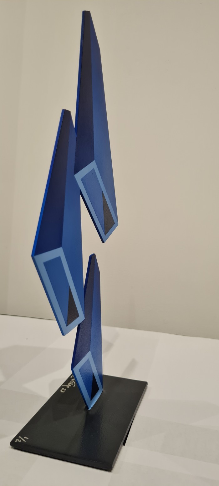 Perspectiva Azul Cono S