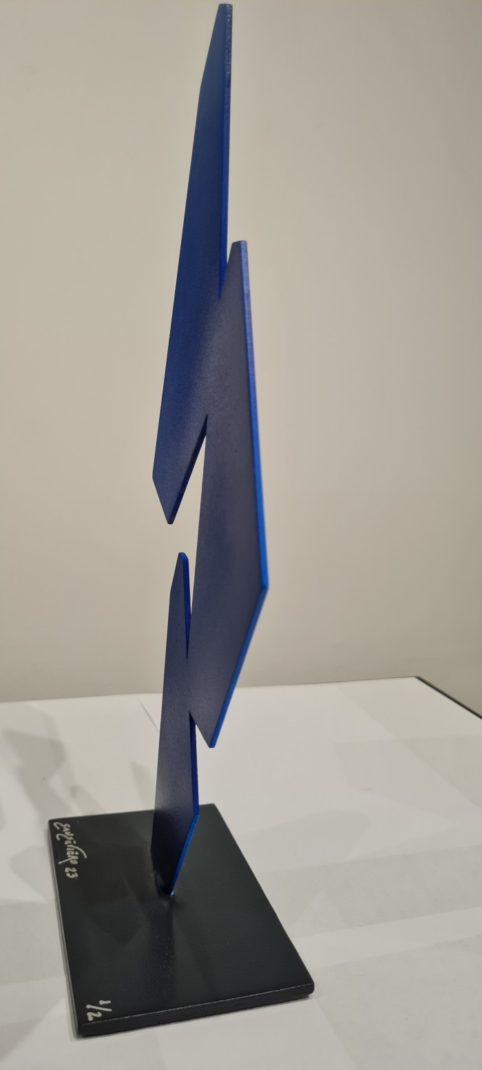 Perspectiva Azul Cono S