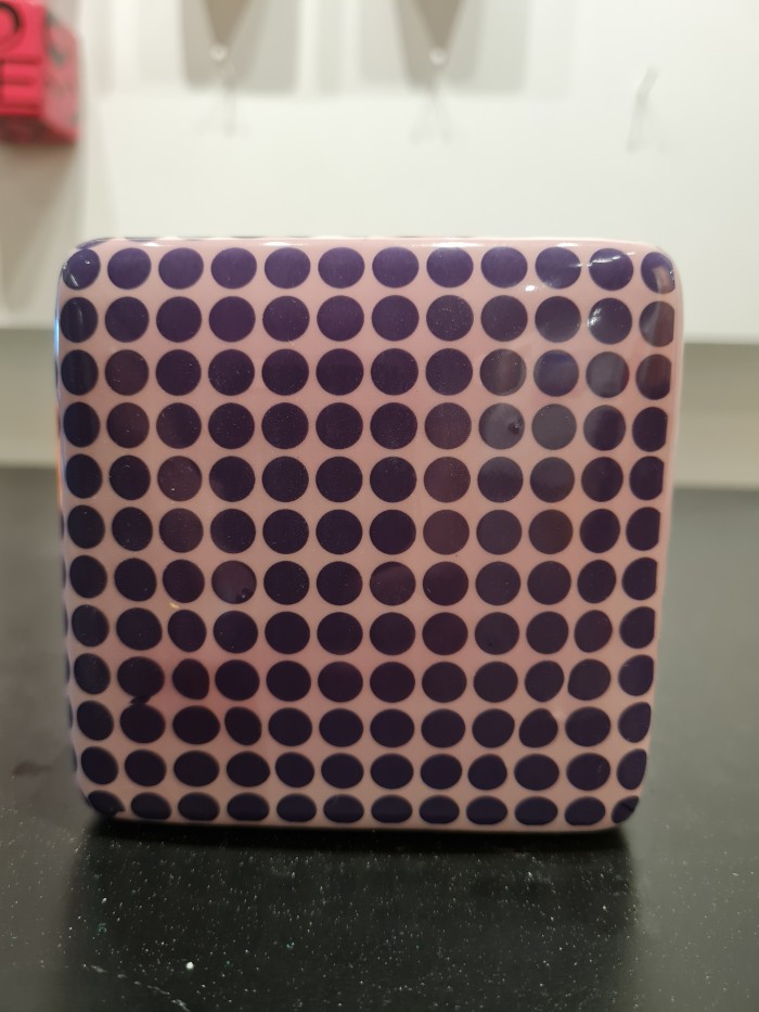 Cube pink with black dots
