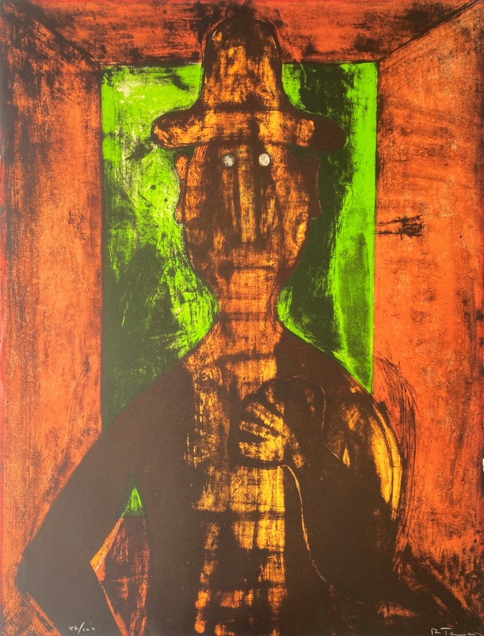 Hombre en Fondo Verde