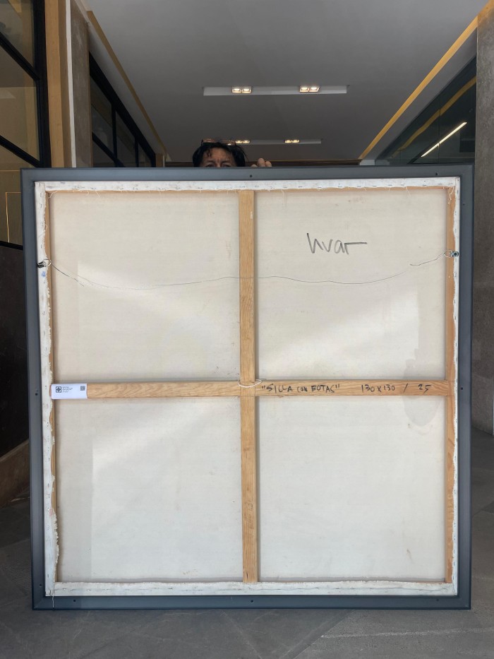 La Silla con Botas II